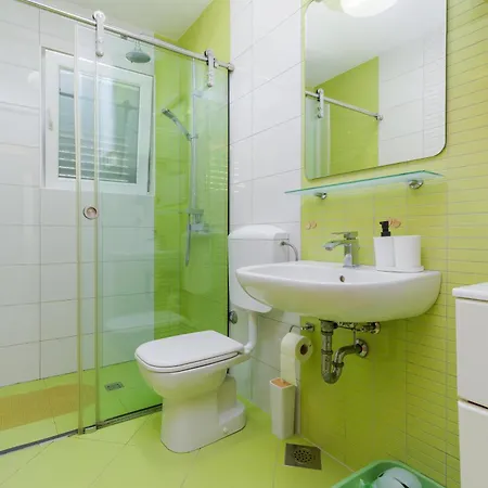 Apartment With Parking Space Drasnice, Makarska - 22517 Drasnice