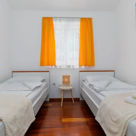 With Parking Space Drasnice, Makarska - 22517 Apartment *